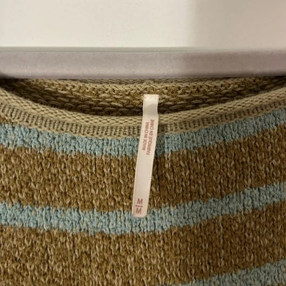 Free People Women’s Bardot Cropped Sweater - Picture 4 of 4